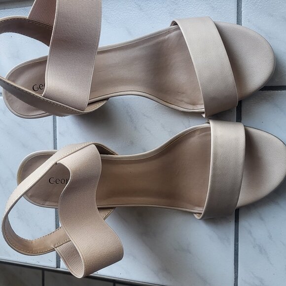 Dress Shoes - Picture 1 of 3